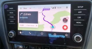 Android Auto navigoinnissa